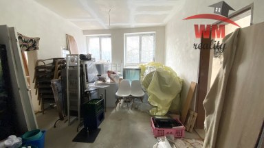 Prodej komerčního skladovacího objektu s kancelářemi