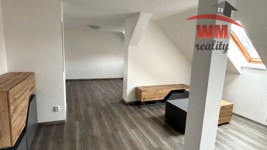 Pronájem větší garsonky v Chodově