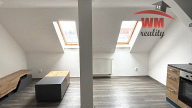 Pronájem větší garsonky v Chodově