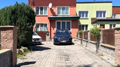 Prodej rodinného domu s velkým pozemkem