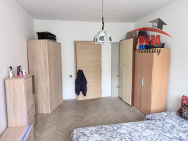Prodej bytu 3+1 s balkonem v Chodově
